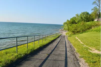 3622 Lakeshore Drive #8, Saint Joseph, MI 49085 - Photo 12