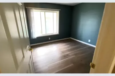 3622 Lakeshore Drive #8, Saint Joseph, MI 49085 - Photo 6