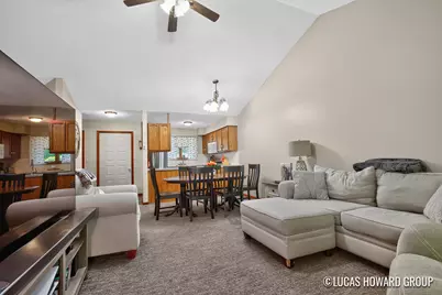 3165 E Maple Villa Drive SE, Grand Rapids, MI 49508 - Photo 6