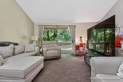 3165 E Maple Villa Drive SE, Grand Rapids, MI 49508 - Photo 4