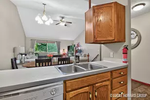 3165 E Maple Villa Dr SE, Grand Rapids, MI 49508 - Photo 8