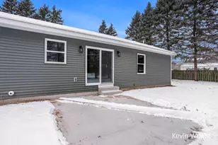 877 Amity Ave, Muskegon, MI 49442 - Photo 22