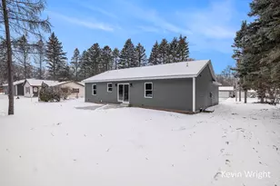 877 Amity Ave, Muskegon, MI 49442 - Photo 24