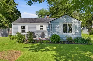 2411 Wadhams Rd, Kimball, MI 48074 - Photo 2
