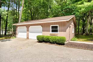 1160 Scenic Dr, Muskegon, MI 49445 - Photo 48