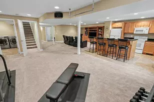 2258 Woodview Ln, Ann Arbor, MI 48108 - Photo 24