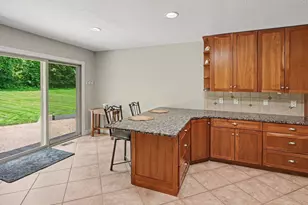 2258 Woodview Ln, Ann Arbor, MI 48108 - Photo 12