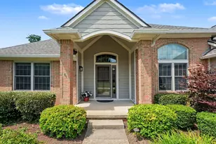 2258 Woodview Ln, Ann Arbor, MI 48108 - Photo 4