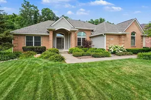 2258 Woodview Ln, Ann Arbor, MI 48108 - Photo 2