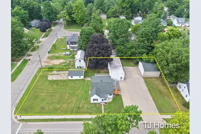 146 Hanlon Court, Wayland, MI 49348 - Photo 2
