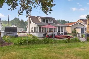 321 Oakwood Ave, Clark Lake, MI 49234 - Photo 14