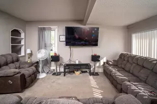 28760 Victor St, Roseville, MI 48066 - Photo 4