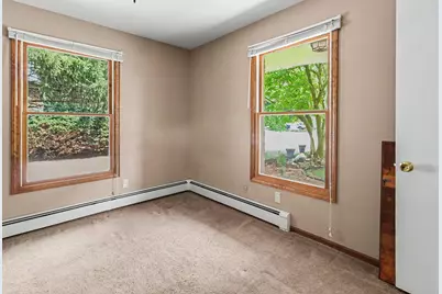 515 E Pine Street, Fremont, MI 49412 - Photo 12