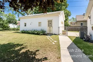 1215 Columbus Ave, Grand Haven, MI 49417 - Photo 6