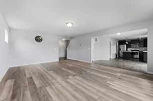 133 Turfway Park, Niles, MI 49120 - Photo 8