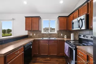 3729 Hickoryrow Ct, Holland, MI 49424 - Photo 16
