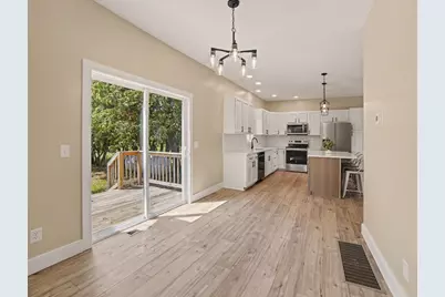 910 W Bradshaw Road, Scottville, MI 49454 - Photo 8