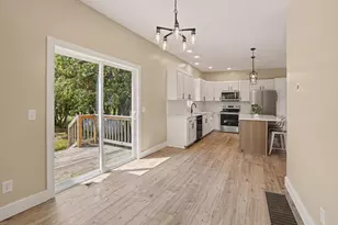 910 W Bradshaw Rd, Scottville, MI 49454 - Photo 8