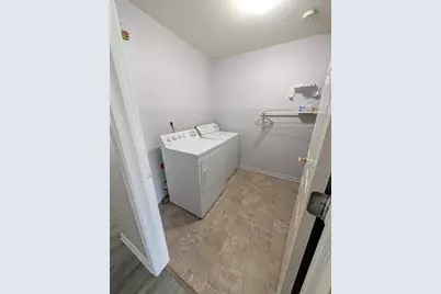 22063 Fairlane Boulevard, Woodhaven, MI 48183 - Photo 18