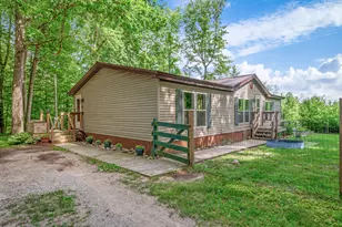 756 N Cottonwood Ave, White Cloud, MI 49349 - Photo 2