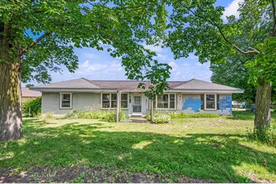 417 Walnut Street, Howard City, MI 49329 - Photo 1