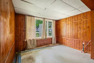 417 Walnut St, Howard City, MI 49329 - Photo 8