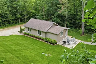 5912 Madison St, Coloma, MI 49038 - Photo 26