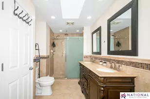 37709 Glengrove Dr, Farmington, MI 48331 - Photo 30
