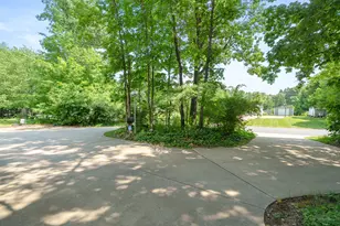 9064 Nature Way, Kalamazoo, MI 49009 - Photo 30