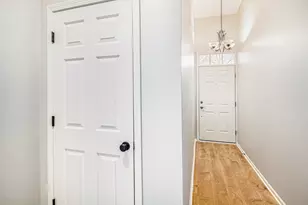 3138 Asher Rd, Ann Arbor, MI 48104 - Photo 2
