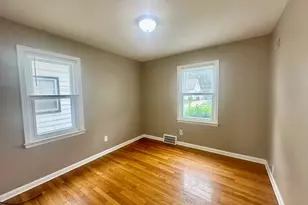 22058 Lambrecht Ave, Eastpointe, MI 48021 - Photo 16