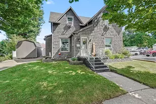 13 E Dayton St, Fremont, MI 49412 - Photo 2