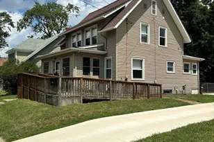 1021 Carl Breeding Wy, Jackson, MI 49203 - Photo 2