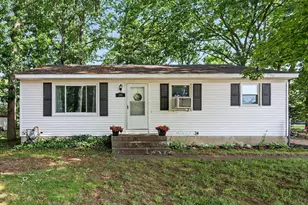 355 Nancy St SE, Grand Rapids, MI 49548 - Photo 2