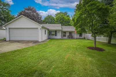 98 S 29th Street S, Battle Creek, MI 49015 - Photo 1