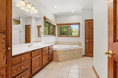 7165 Trappers Ridge, Battle Creek, MI 49014 - Photo 14
