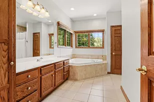 7165 Trappers Ridge, Battle Creek, MI 49014 - Photo 14