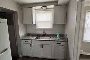 8272 Roselawn St, Detroit, MI 48204 - Photo 4