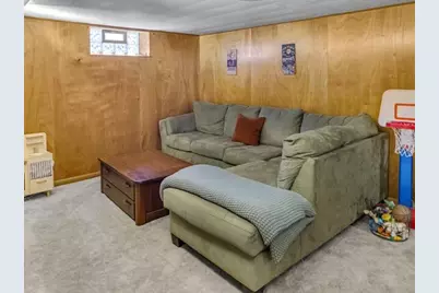 2320 Diamond Avenue NE, Grand Rapids, MI 49505 - Photo 16