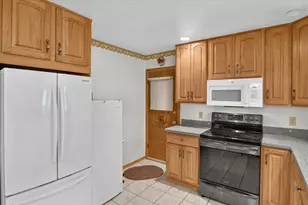 26384 Sweetbriar St, Edwardsburg, MI 49112 - Photo 18