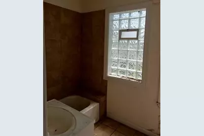 7252 Saint Paul Street, Detroit, MI 48214 - Photo 10