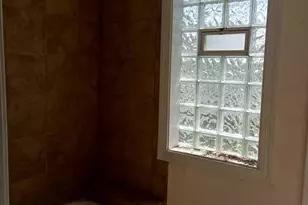 7252 St Paul St, Detroit, MI 48214 - Photo 10