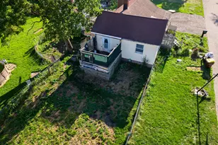 329 Webber St, Ionia, MI 48846 - Photo 1