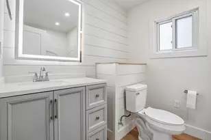 1137 Elm St, Wyandotte, MI 48192 - Photo 32