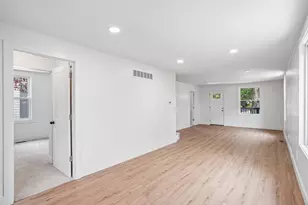1137 Elm St, Wyandotte, MI 48192 - Photo 10