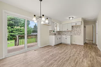 665 4 Mile Road NW, Comstock Park, MI 49321 - Photo 10