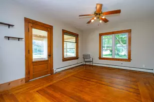 135 W St Joseph St, Coloma, MI 49038 - Photo 8