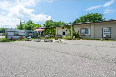 135 W St Joseph Street, Coloma, MI 49038 - Photo 36