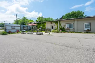 135 W St Joseph St, Coloma, MI 49038 - Photo 36