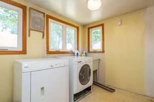 135 W St Joseph St, Coloma, MI 49038 - Photo 22